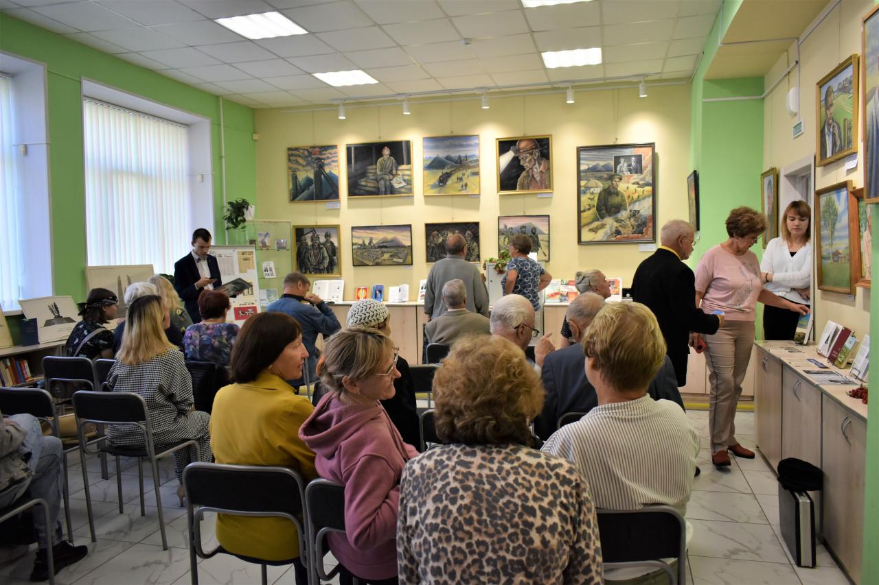 В Центральной библиотеке открылась выставка памяти А. П. Кибальника