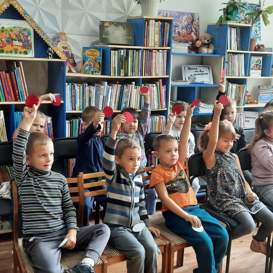 Библиотека № 3 провела экскурсию и урок безопасности для дошкольников