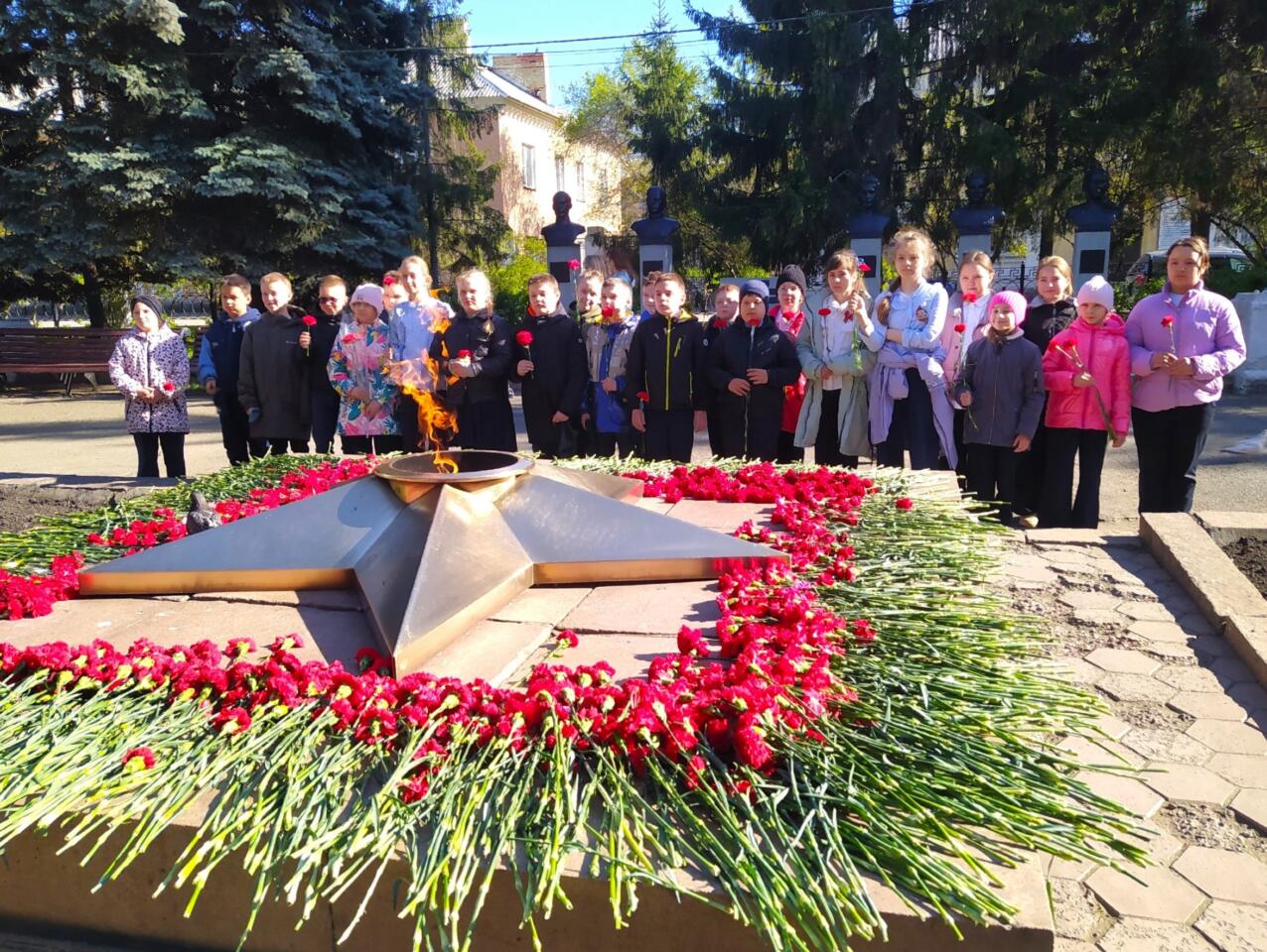 Читатели Копейска отпраздновали День Победы | 14.05.2024 | Копейск -  БезФормата